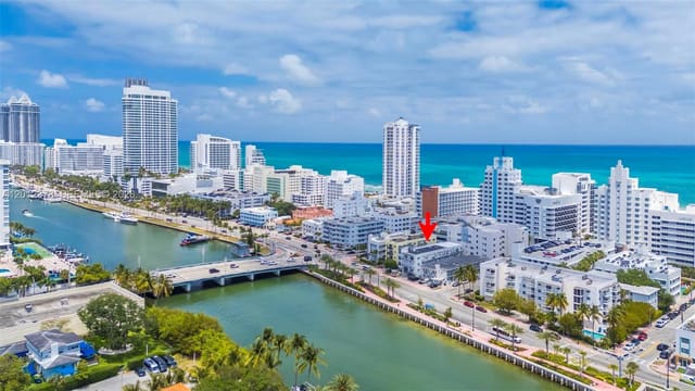 4015 Indian Creek Drive 106, Miami Beach, FL 33140