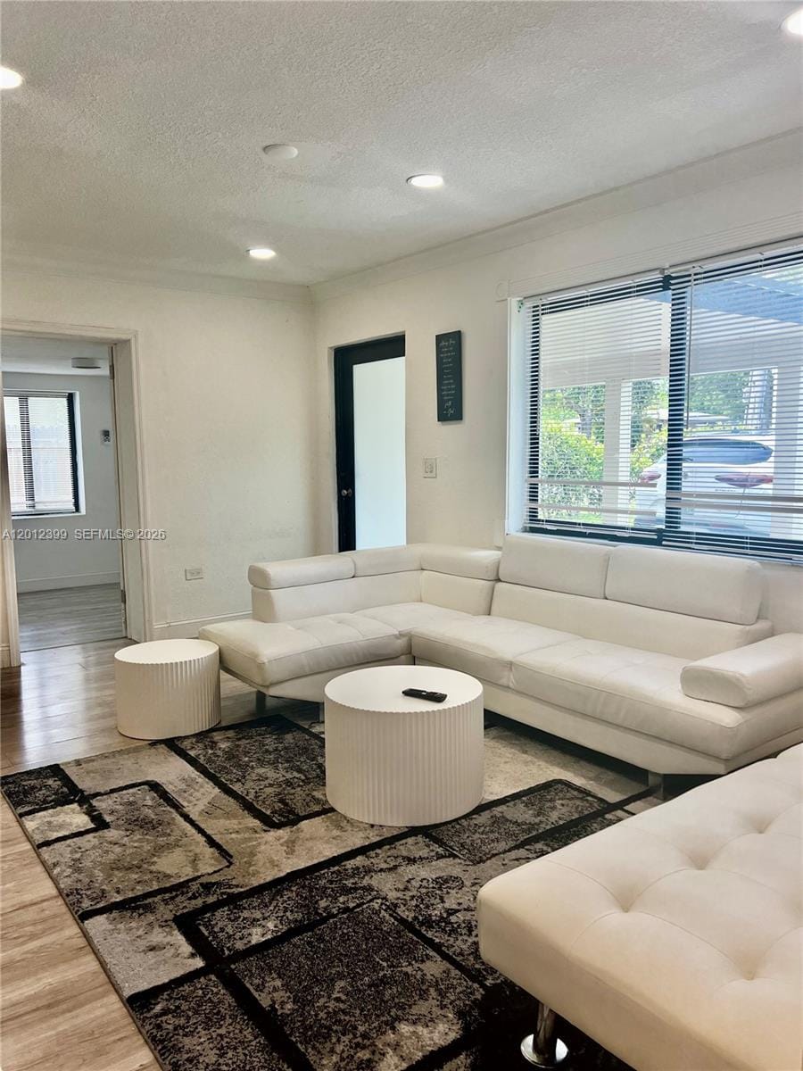 12040 N Miami Avenue — photo 2