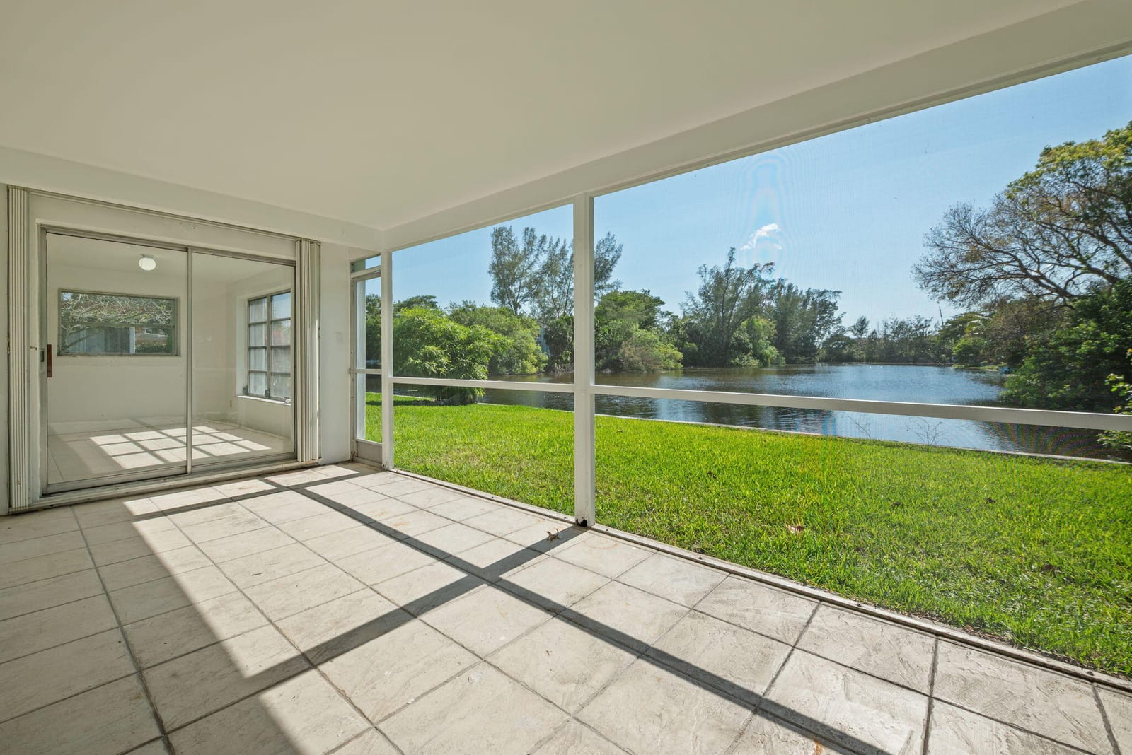 5205 NW 28th Avenue, Tamarac, FL 33309 photo 11