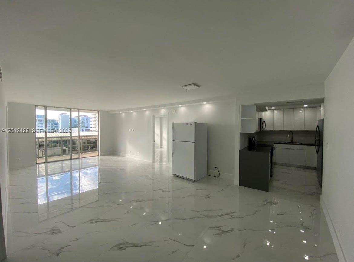 6039 Collins Avenue 1033, Miami Beach, FL 33140, Miami Beach