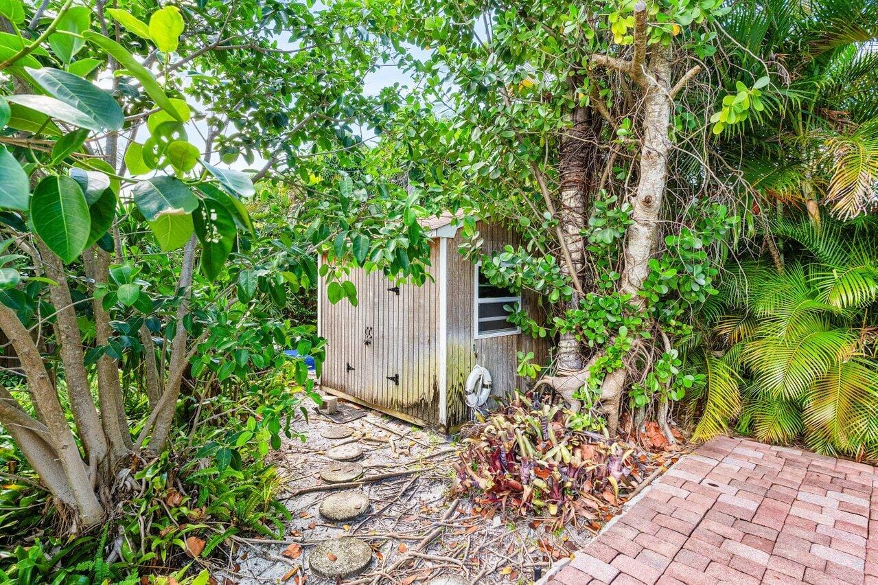 249 NE 15th Street, Delray Beach, FL 33444 photo 23