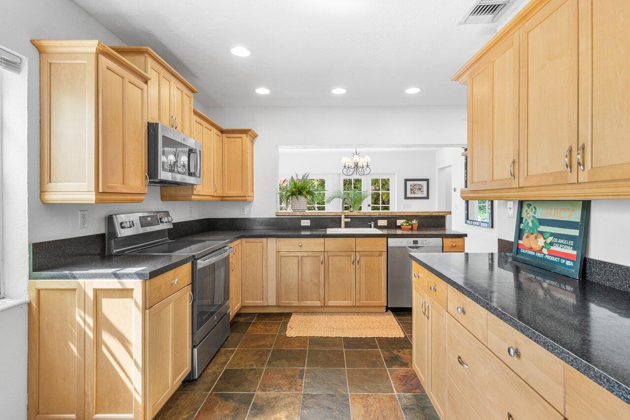 249 NE 15th Street, Delray Beach, FL 33444 photo 5