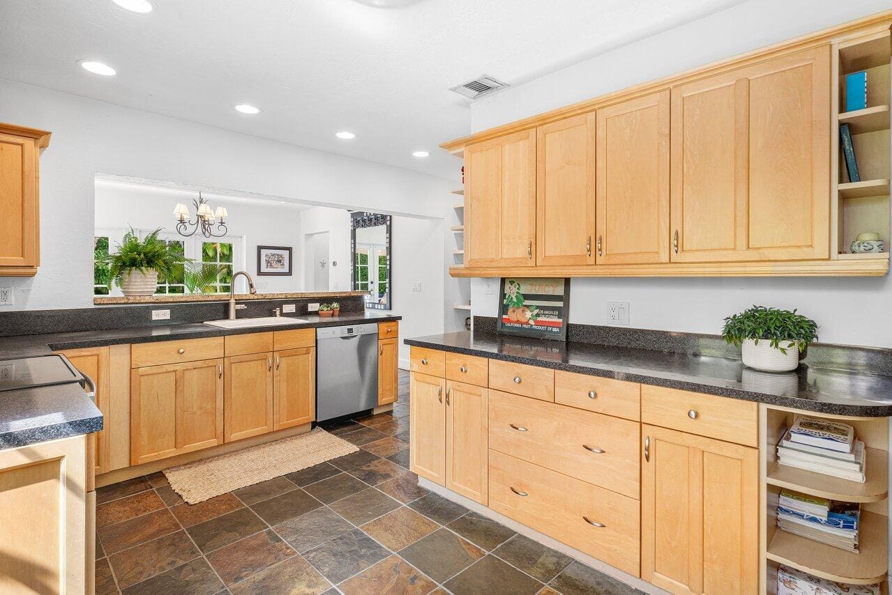 249 NE 15th Street, Delray Beach, FL 33444 photo 6
