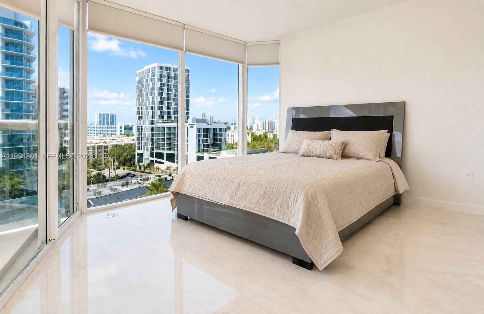 17555 Collins Avenue 1001, Sunny Isles Beach, FL 33160 photo 16
