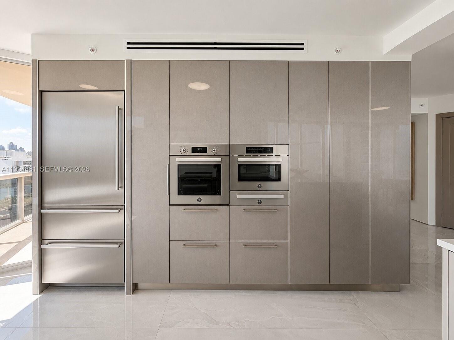 17555 Collins Avenue 1001 — photo 9