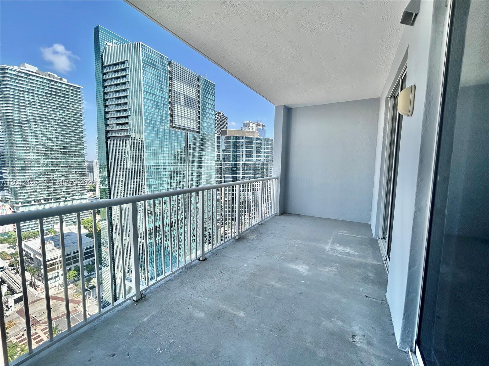 170 SE 14th Street 2906, Miami, FL 33131 photo 29