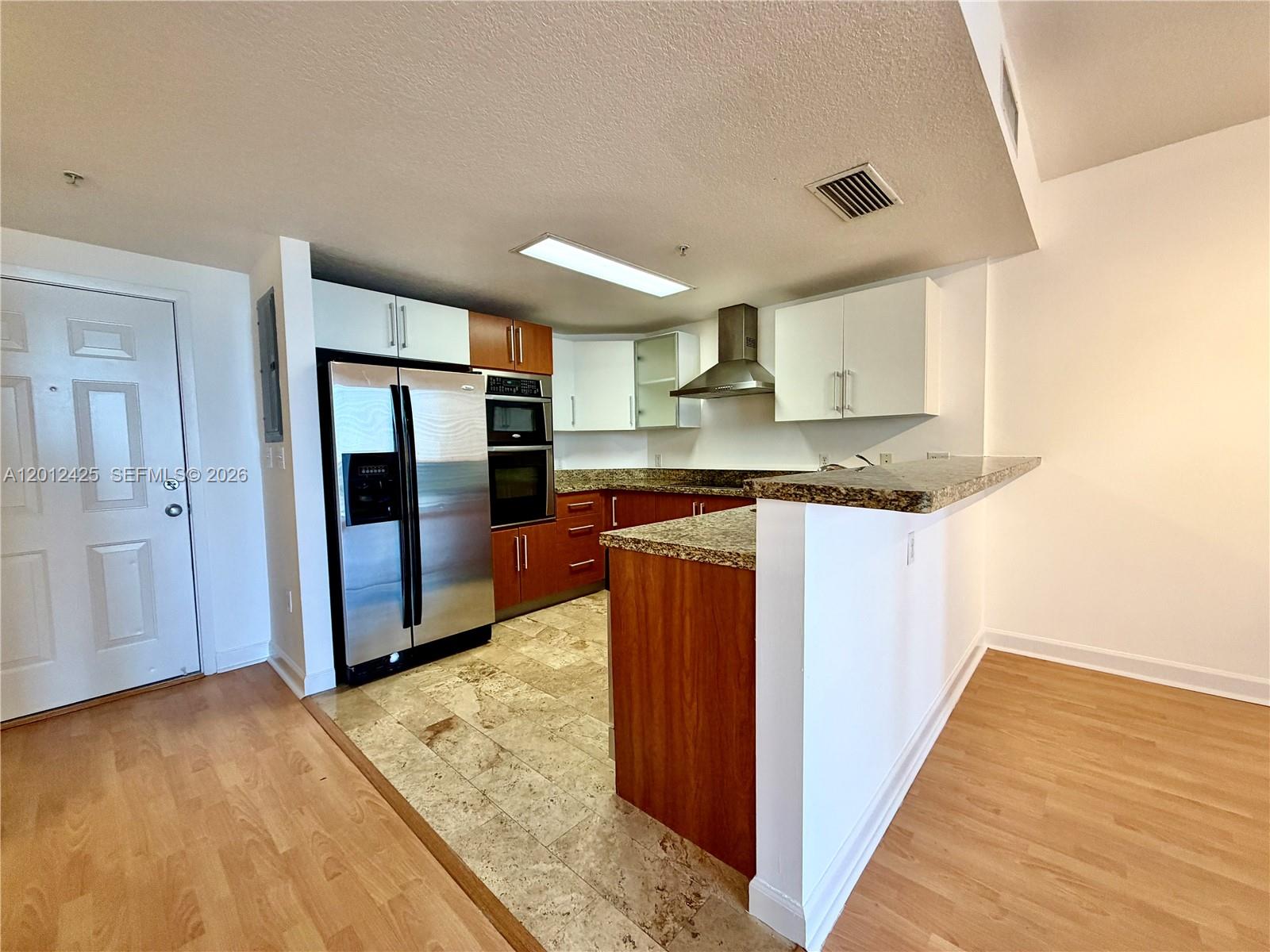 170 SE 14th Street 2906, Miami, FL 33131, Miami