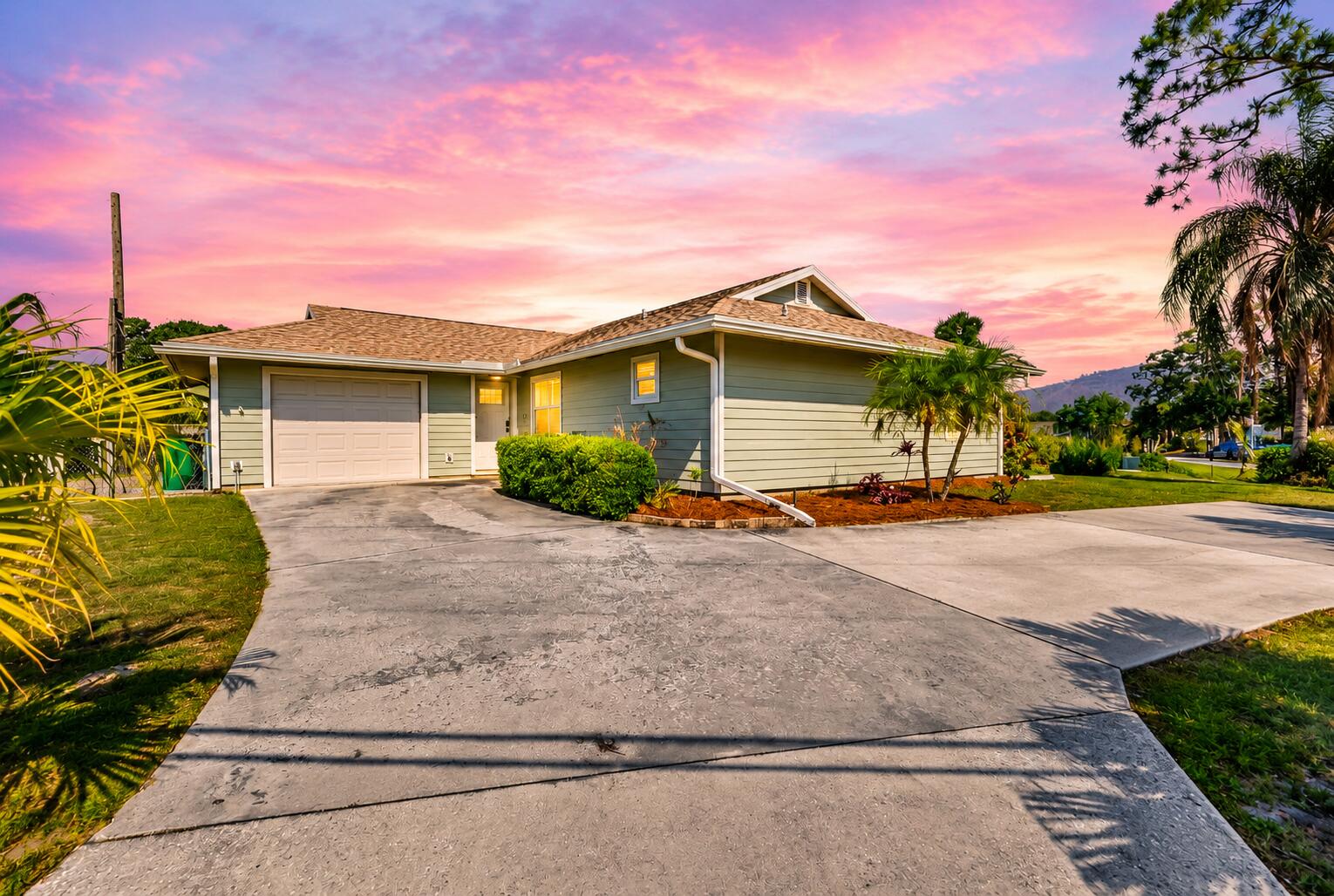 2411 SE Floresta Drive, Port St. Lucie, FL 34984, Port St Lucie