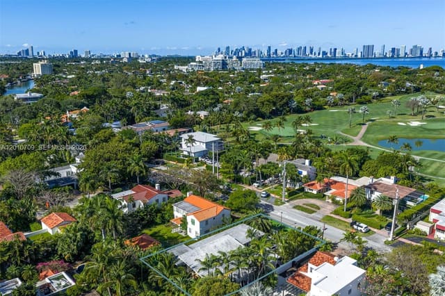 5225 La Gorce Drive, sold in Beach View Sub, Miami Beach, FL