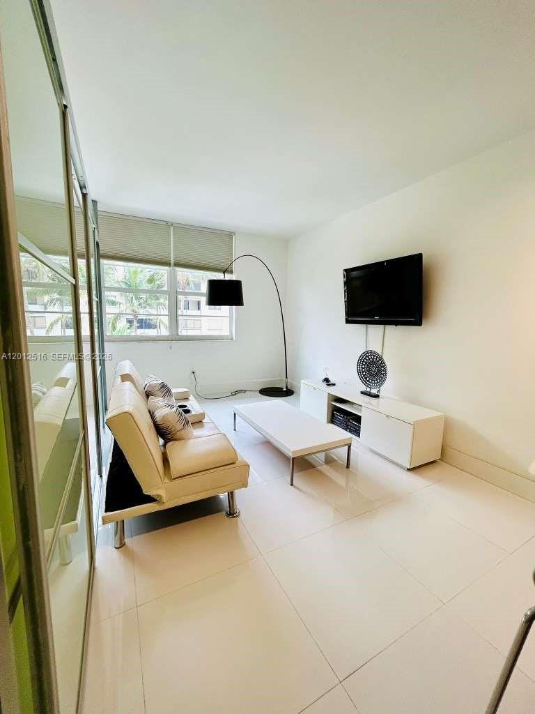 100 Lincoln Road 526 — photo 9