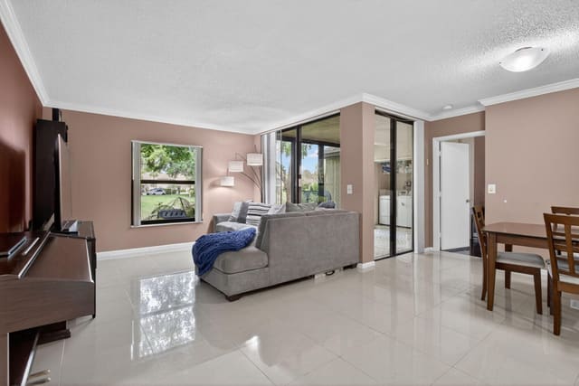 4483 Carambola Circle S 27320, Coconut Creek, FL 33066