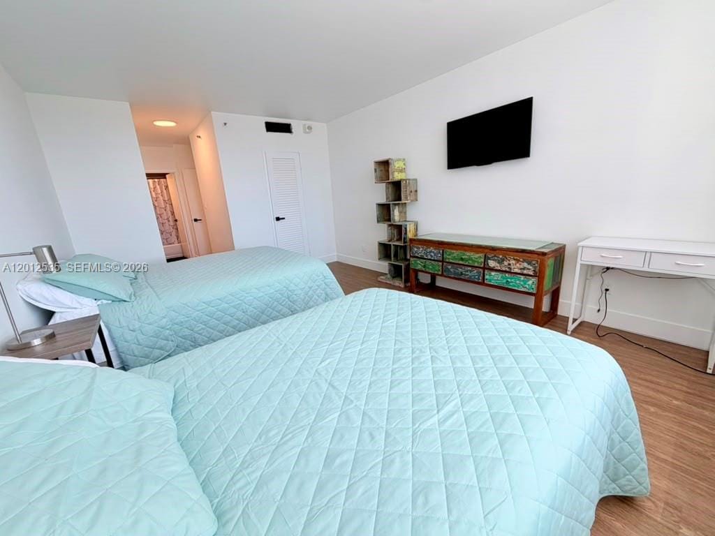 100 Lincoln Road 922 — photo 6