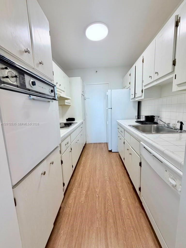100 Lincoln Road 922 — photo 10