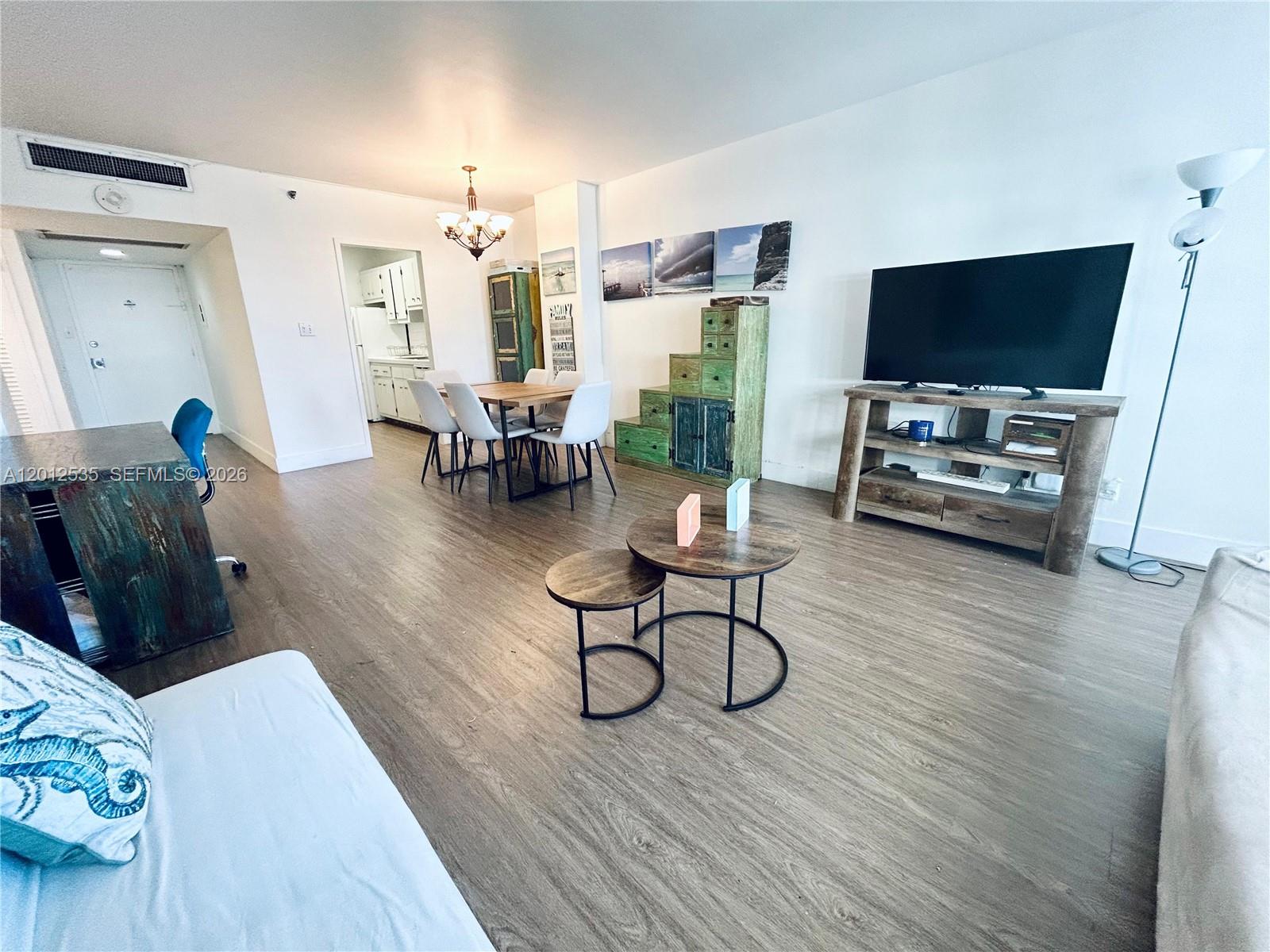 100 Lincoln Road 922, Miami Beach, FL 33139, Miami Beach