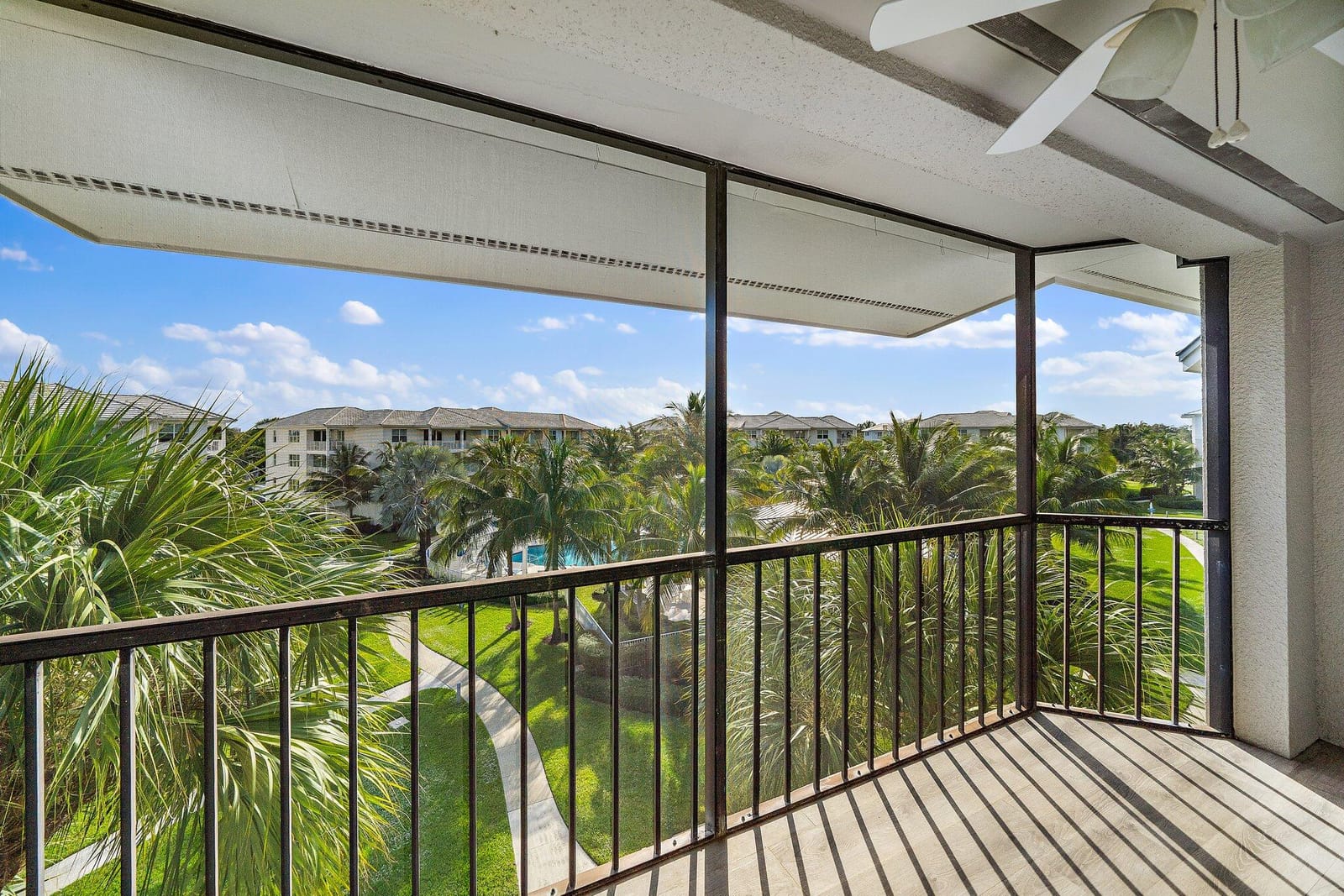 243 Bay Colony Drive N, Juno Beach, FL 33408 photo 2