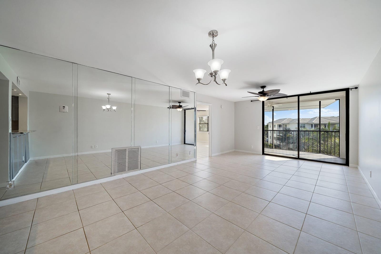 243 Bay Colony Drive N, Juno Beach, FL 33408 photo 14