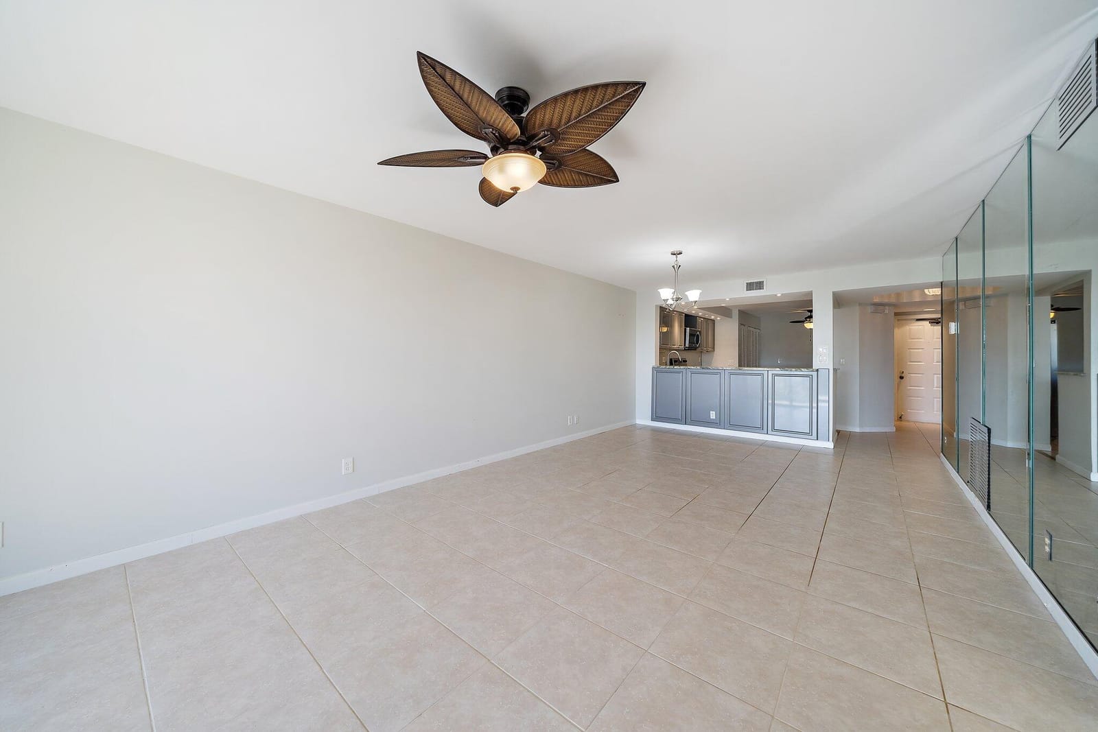 243 Bay Colony Drive N, Juno Beach, FL 33408 photo 15