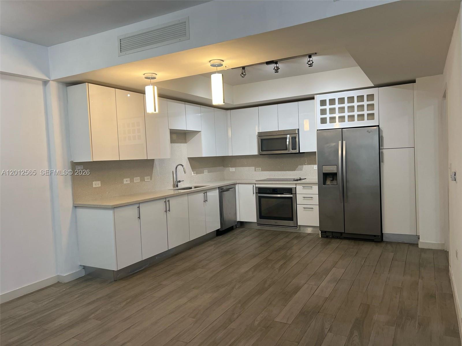 999 SW 1st Avenue 1601, Miami, FL 33130, Miami