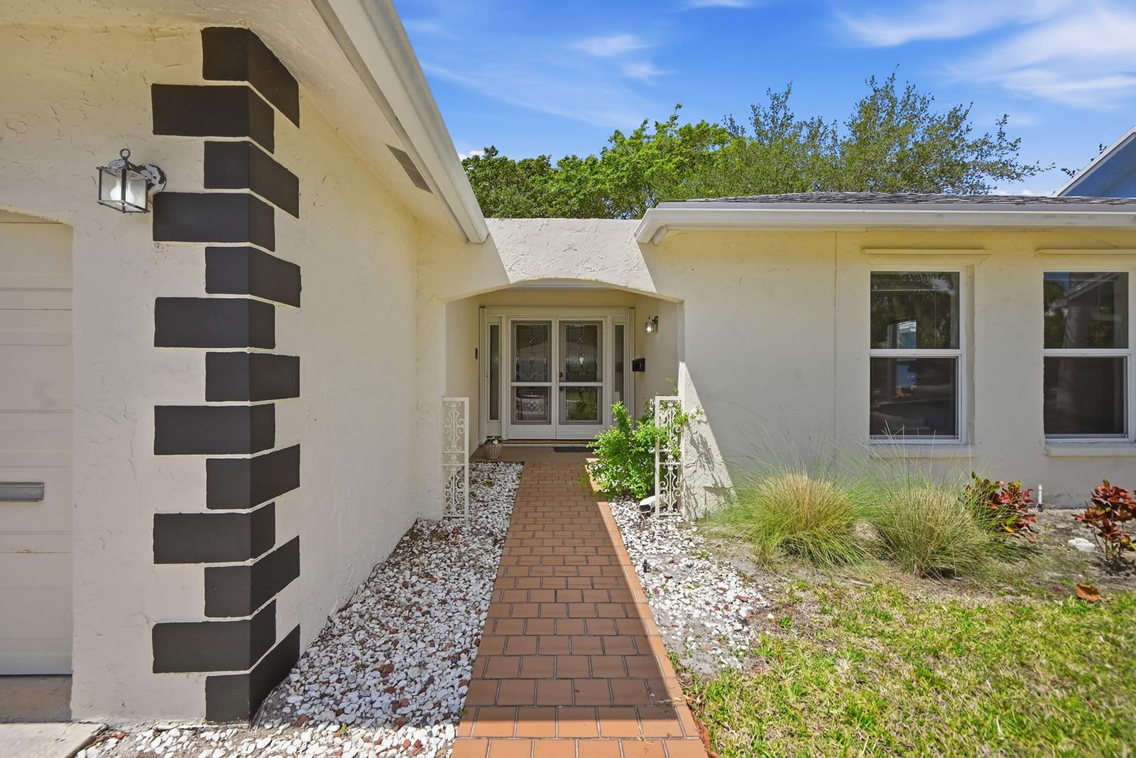 321 Del Rio Boulevard, Boca Raton, FL 33432 photo 4
