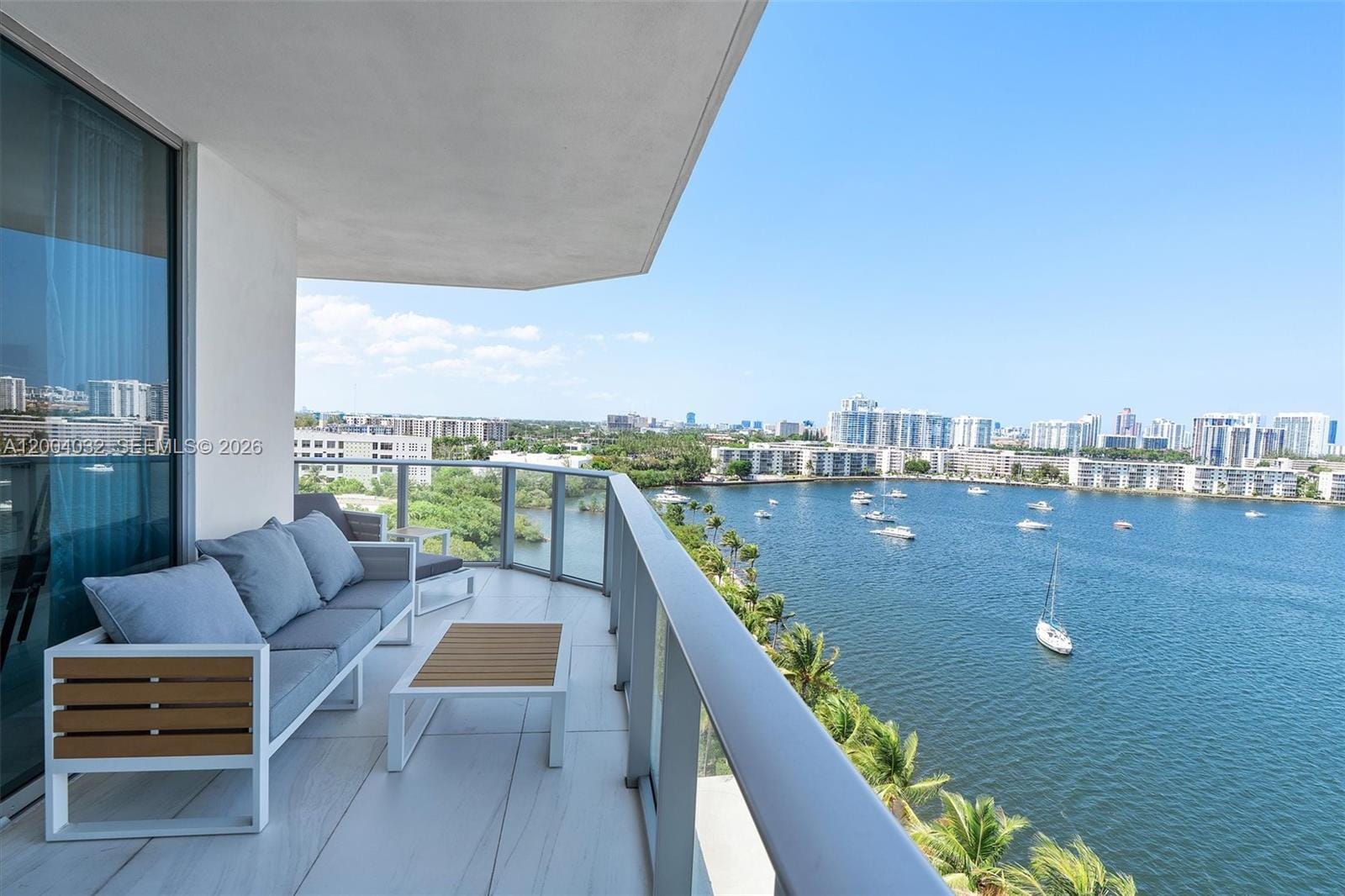 17301 Biscayne Boulevard 1010 — photo 3