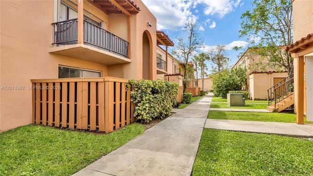 7231 Miami Lakes Drive C5, Miami Lakes, FL 33014
