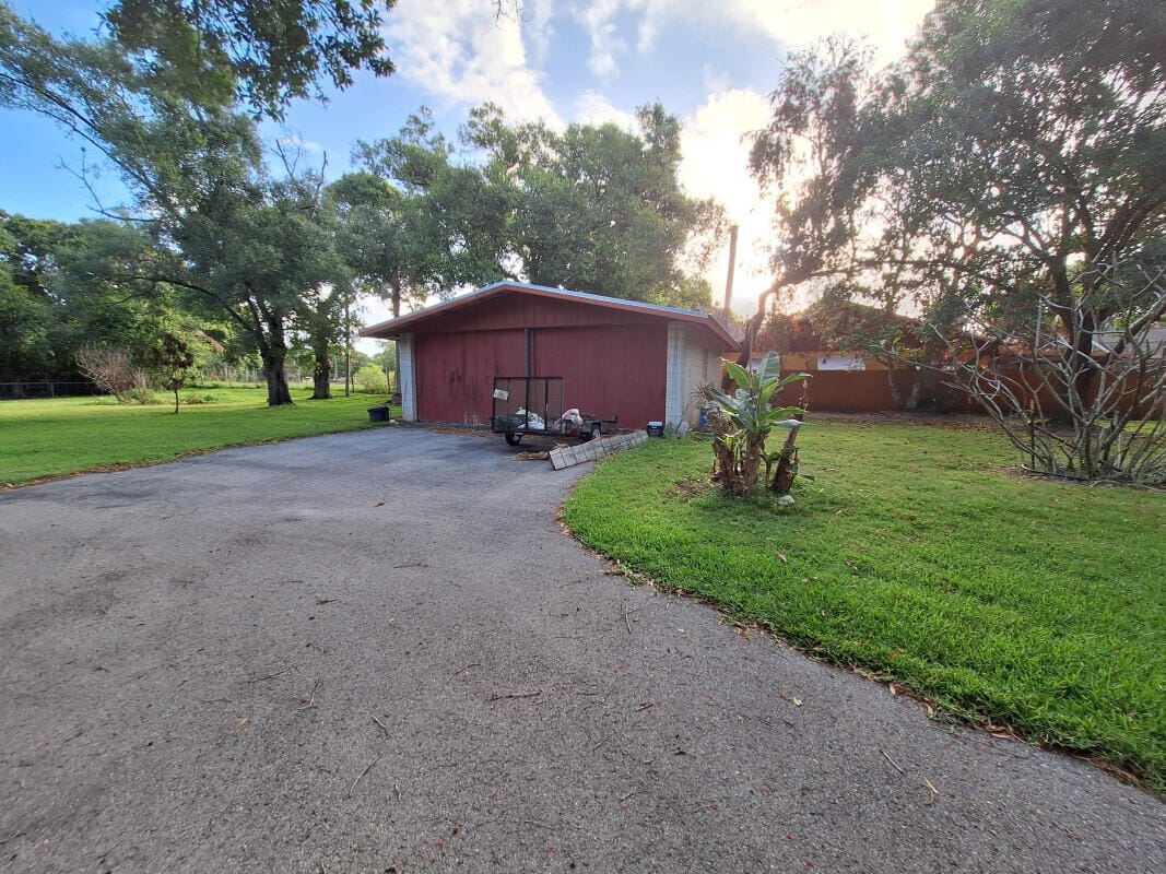 4642 Edwards Road, Fort Pierce, FL 34981 photo 8