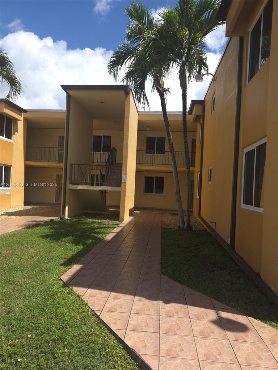 8990 SW 24th Street 19, Miami, FL 33165, Miami