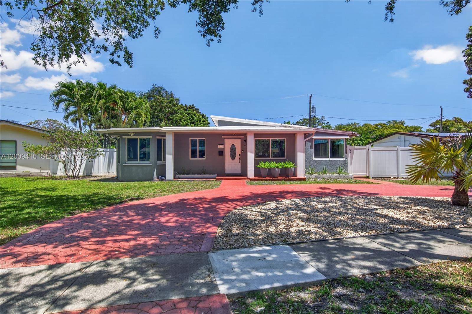 211 S 57th Way, Hollywood, FL 33023, Hollywood
