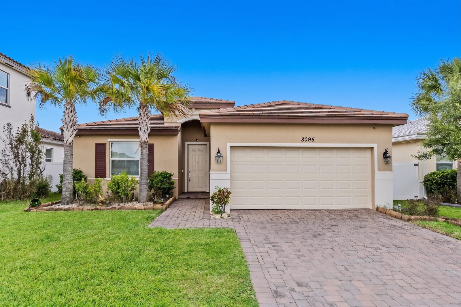 8095 NW Greenbank Circle — photo 3