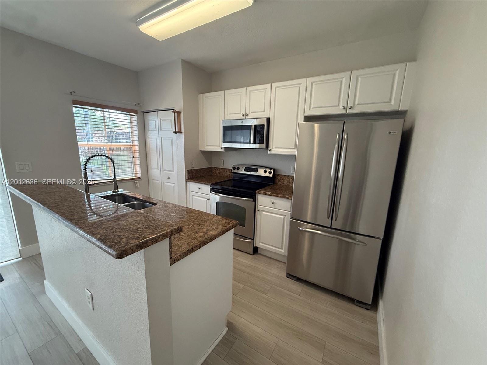 2573 SW 121st Terrace 2003 — photo 6