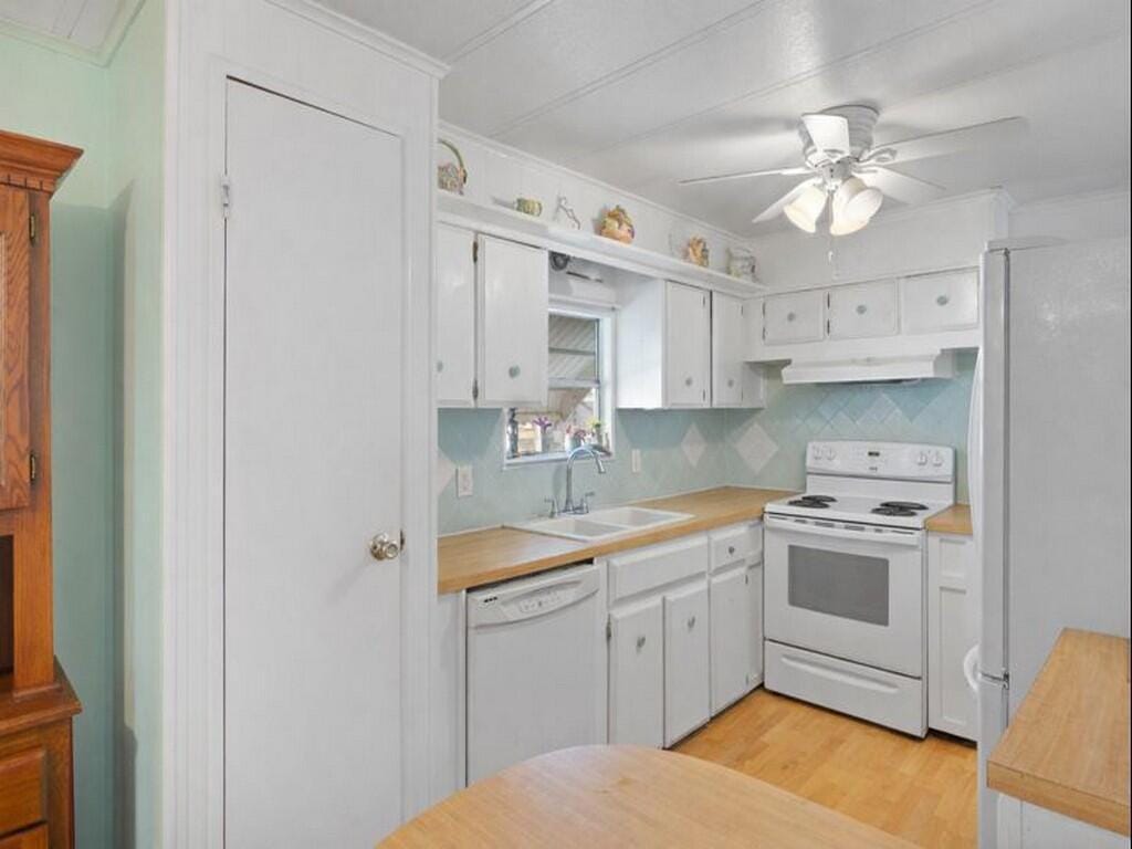 8 Novedades, Port St. Lucie, FL 34952 photo 16