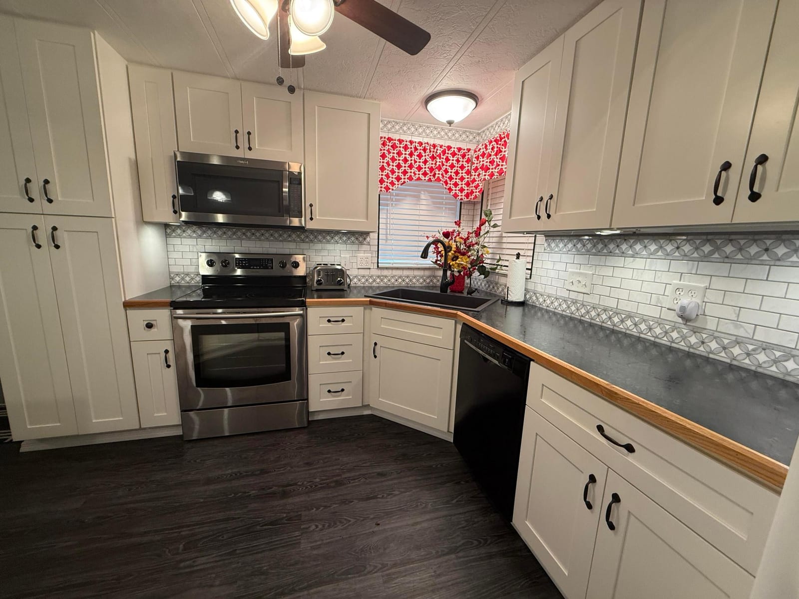 8044 SE Patriot Avenue — photo 11