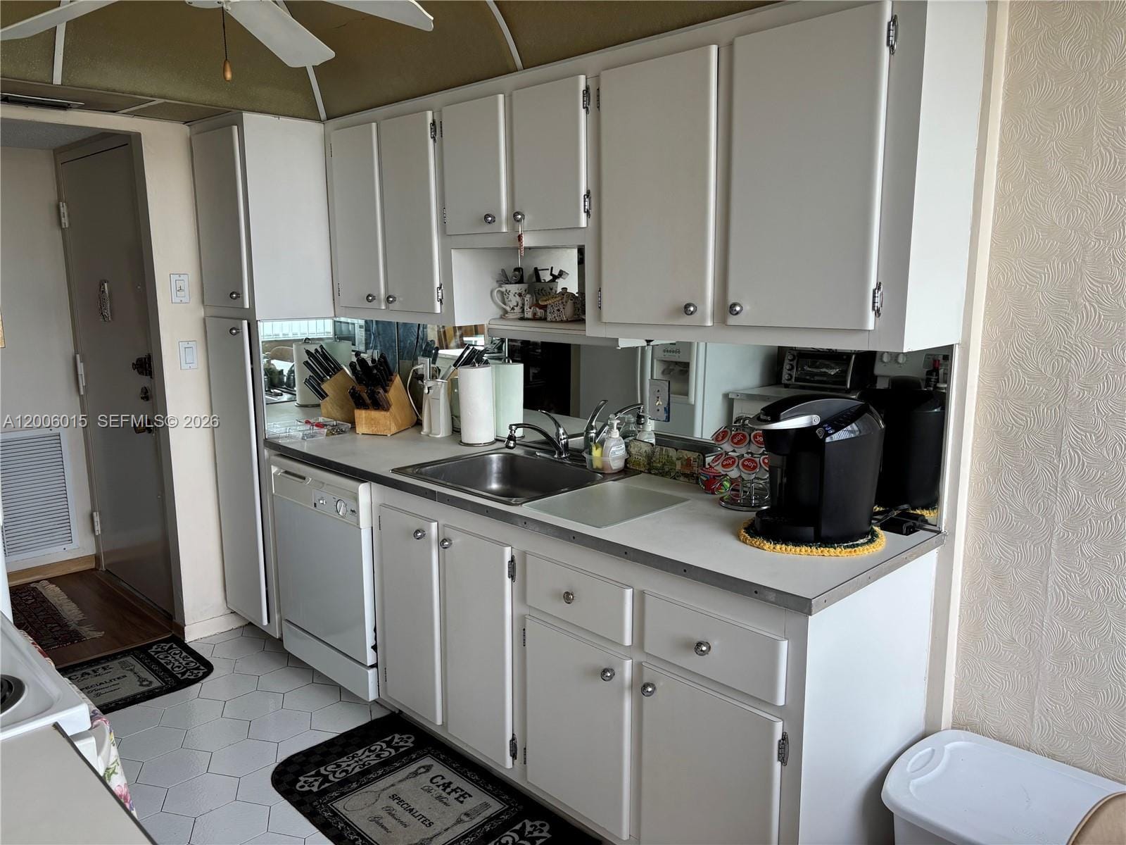 1200 NE Miami Gardens Drive 606W, Miami, FL 33179 photo 12