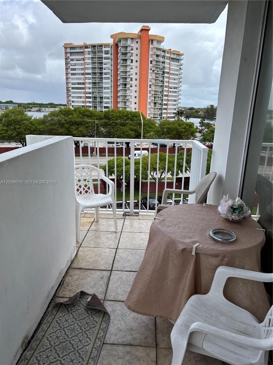 1200 NE Miami Gardens Drive 606W, Miami, FL 33179 photo 8