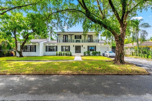 1426 Robbia Avenue, Coral Gables, FL 33146