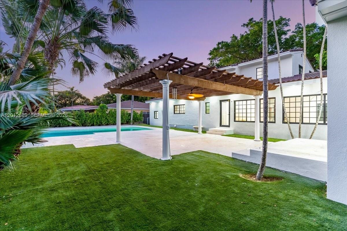 1426 Robbia Avenue, Coral Gables, FL 33146 photo 2