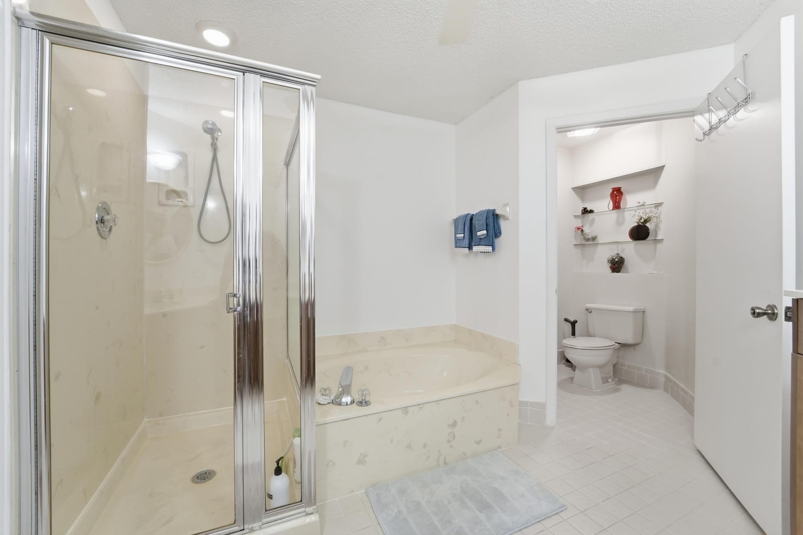 5218 Europa Drive K, Boynton Beach, FL 33437 photo 18