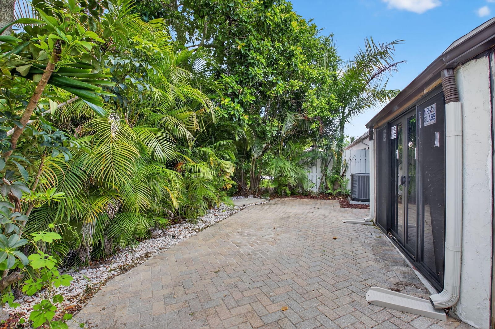 9667 Sunny Isle Circle, Boca Raton, FL 33428 photo 26