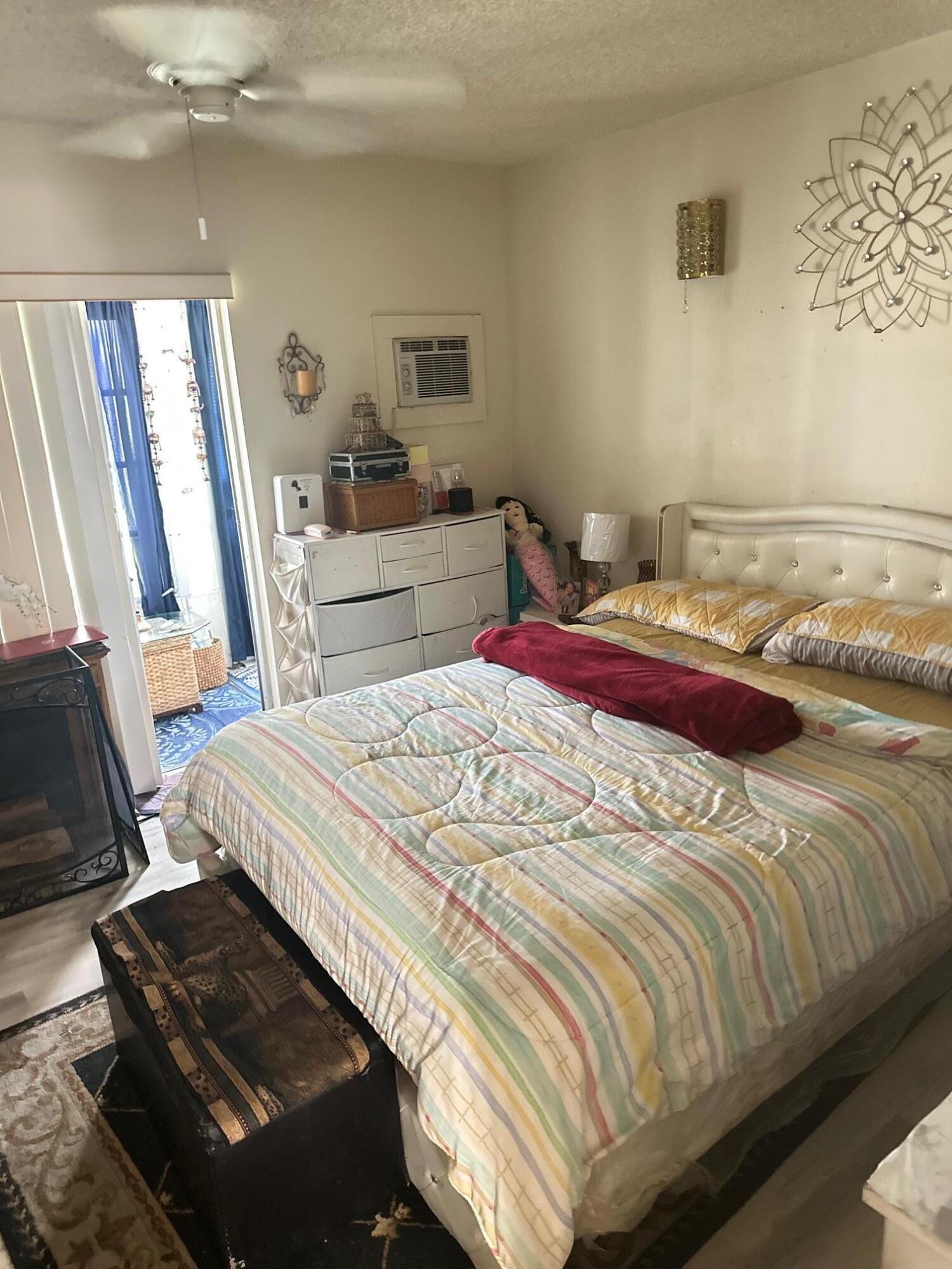 215 Windsor J — photo 12