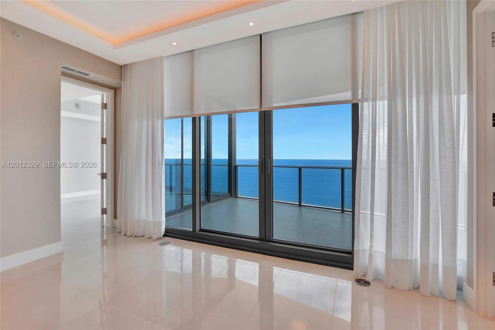 15701 Collins Avenue 3804, Sunny Isles Beach, FL 33160 photo 3