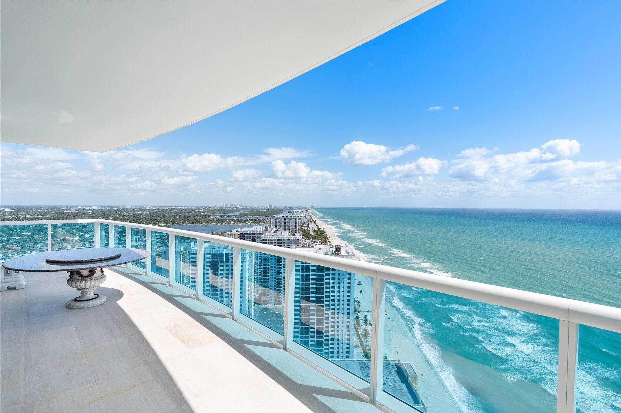 2711 S Ocean Drive 3602 — photo 2