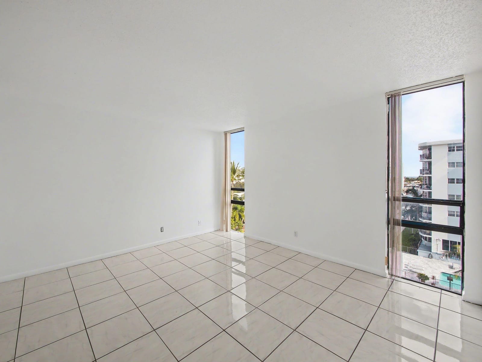 4800 Bayview Drive 606, Fort Lauderdale, FL 33308 photo 9