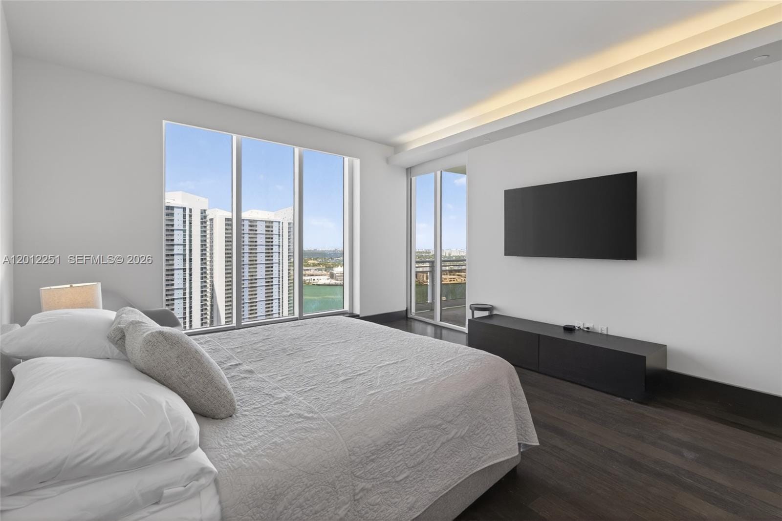 901 Brickell Key Boulevard 3607, Miami, FL 33131 photo 16