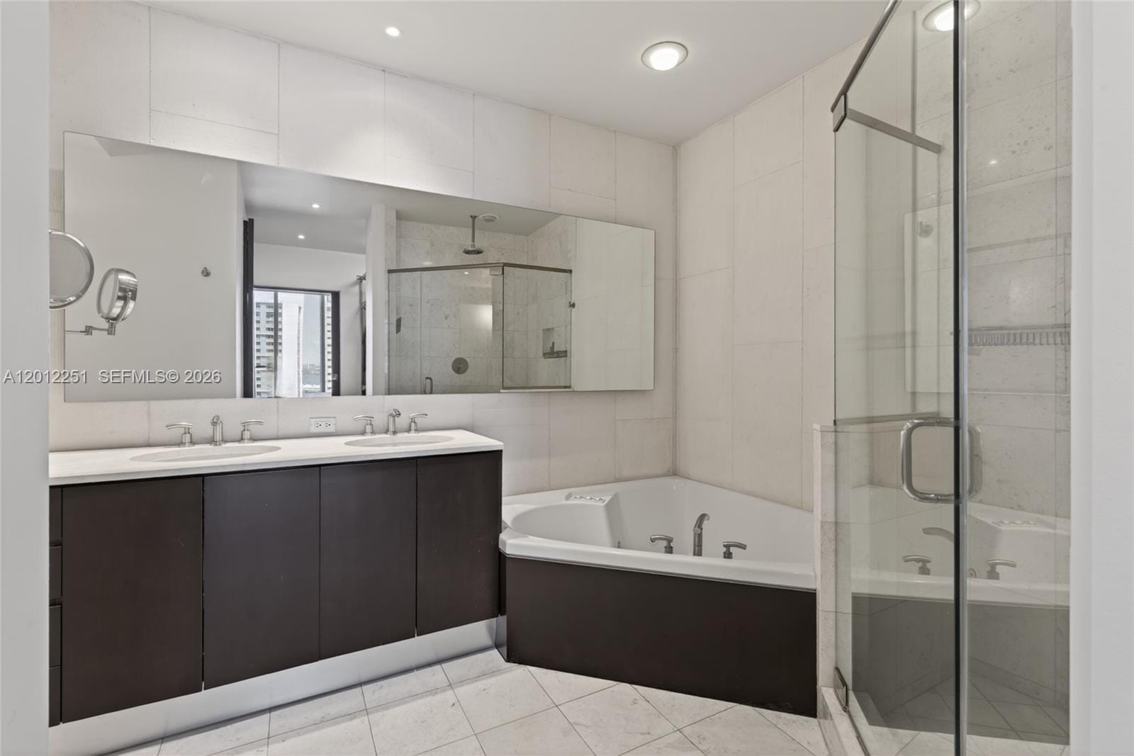 901 Brickell Key Boulevard 3607, Miami, FL 33131 photo 18
