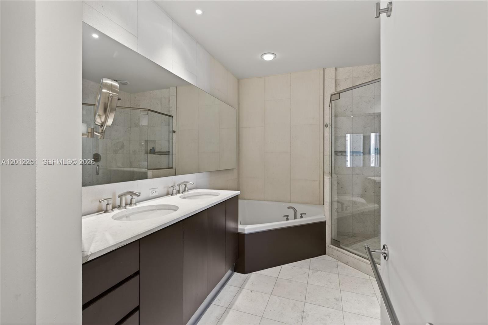 901 Brickell Key Boulevard 3607, Miami, FL 33131 photo 19