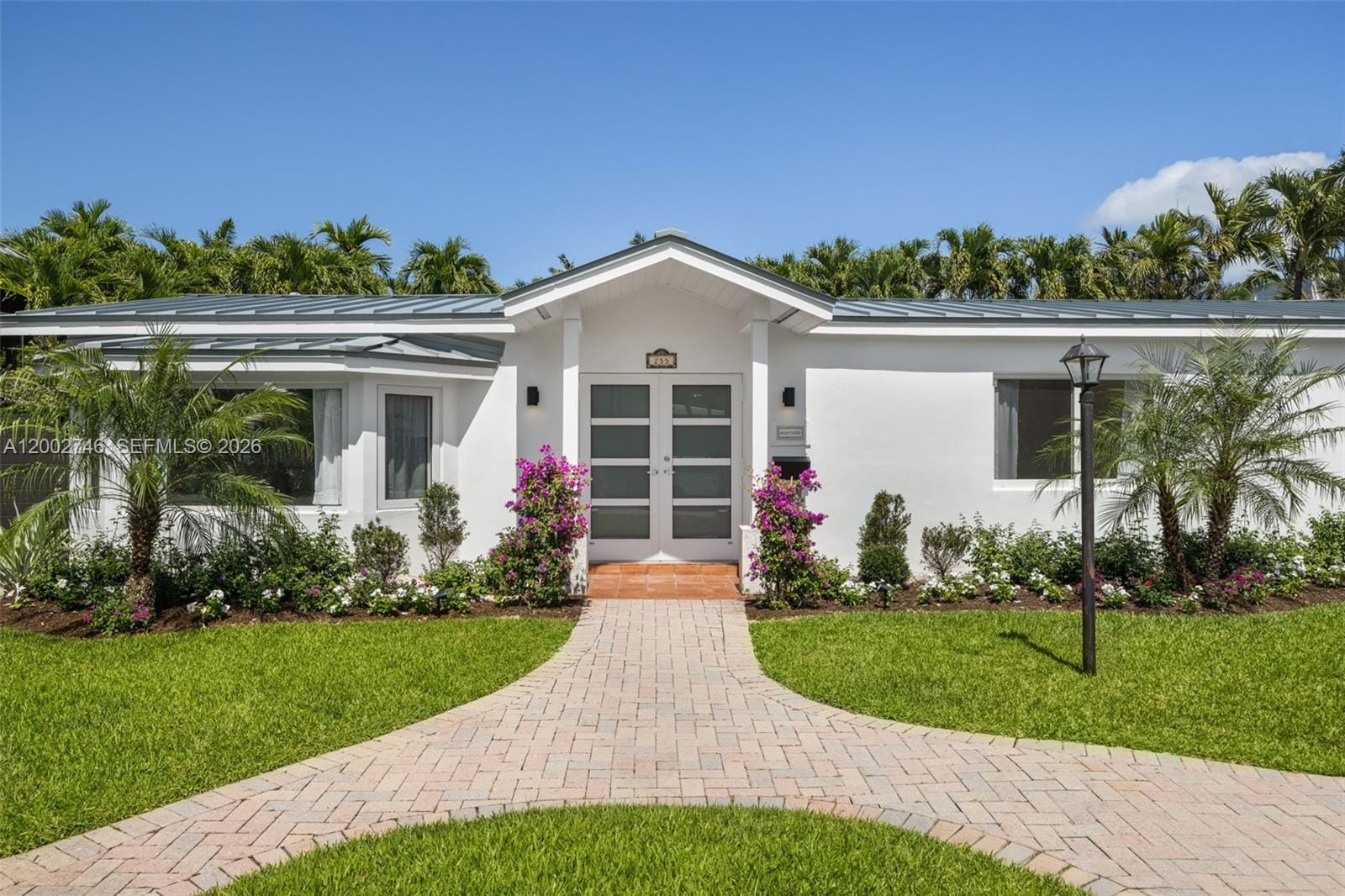 255 Ridgewood Road, Key Biscayne, FL 33149 photo 1