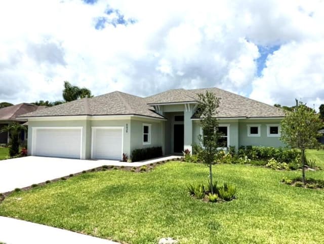 6635 49th Court, Vero Beach, FL 32967