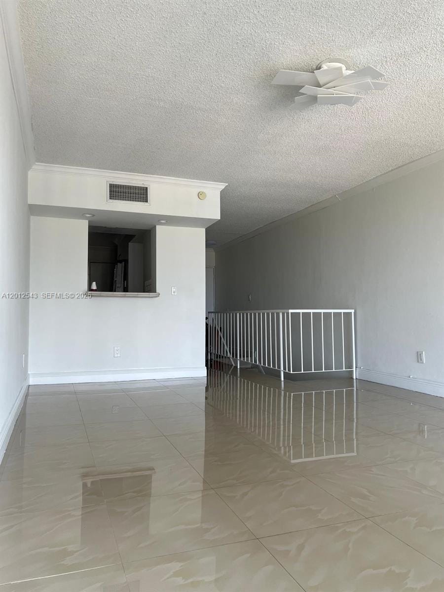 9210 Fontainebleau Boulevard 506, Miami, FL 33172