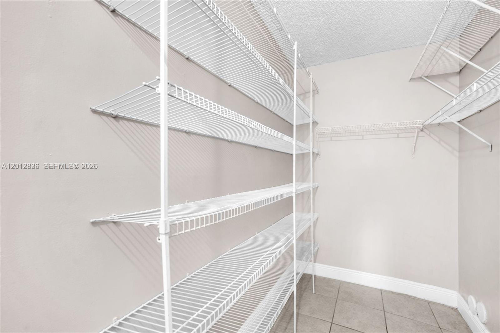 3690 N 56th Avenue 903, Hollywood, FL 33021 photo 17