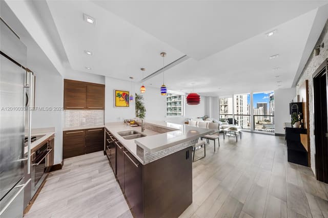 500 Brickell Avenue 3707, 500 Brickell East, Miami, FL